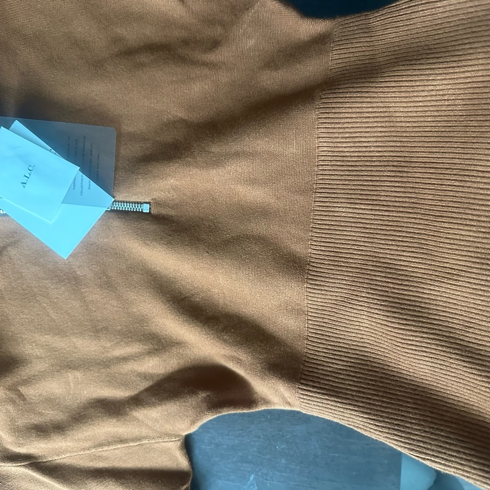 Elegant Rust Knit Dress - Picture 3 of 6